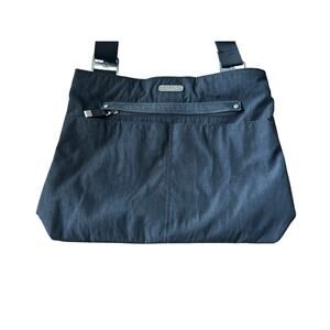 Baggallini black crossbody purse bag travel pockets